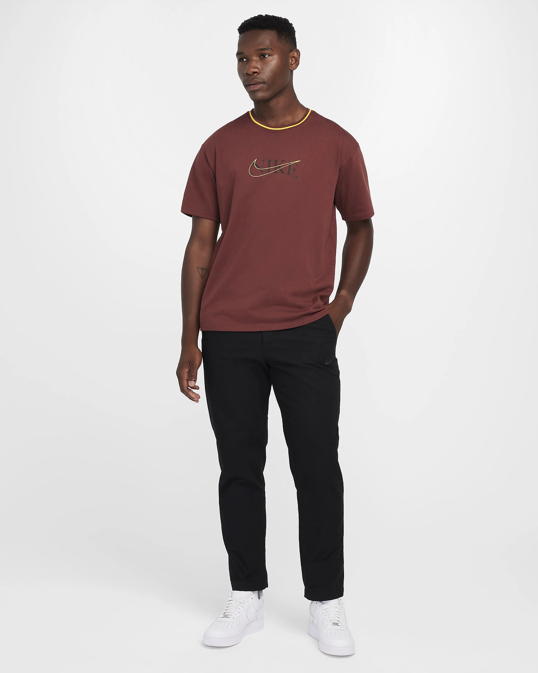 L'icône Max90 Nike: Confort et Style Urbain Incontournables.